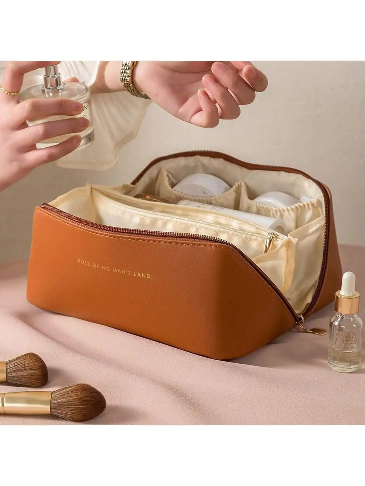 Large Capacity Leather Cosmetic Bag